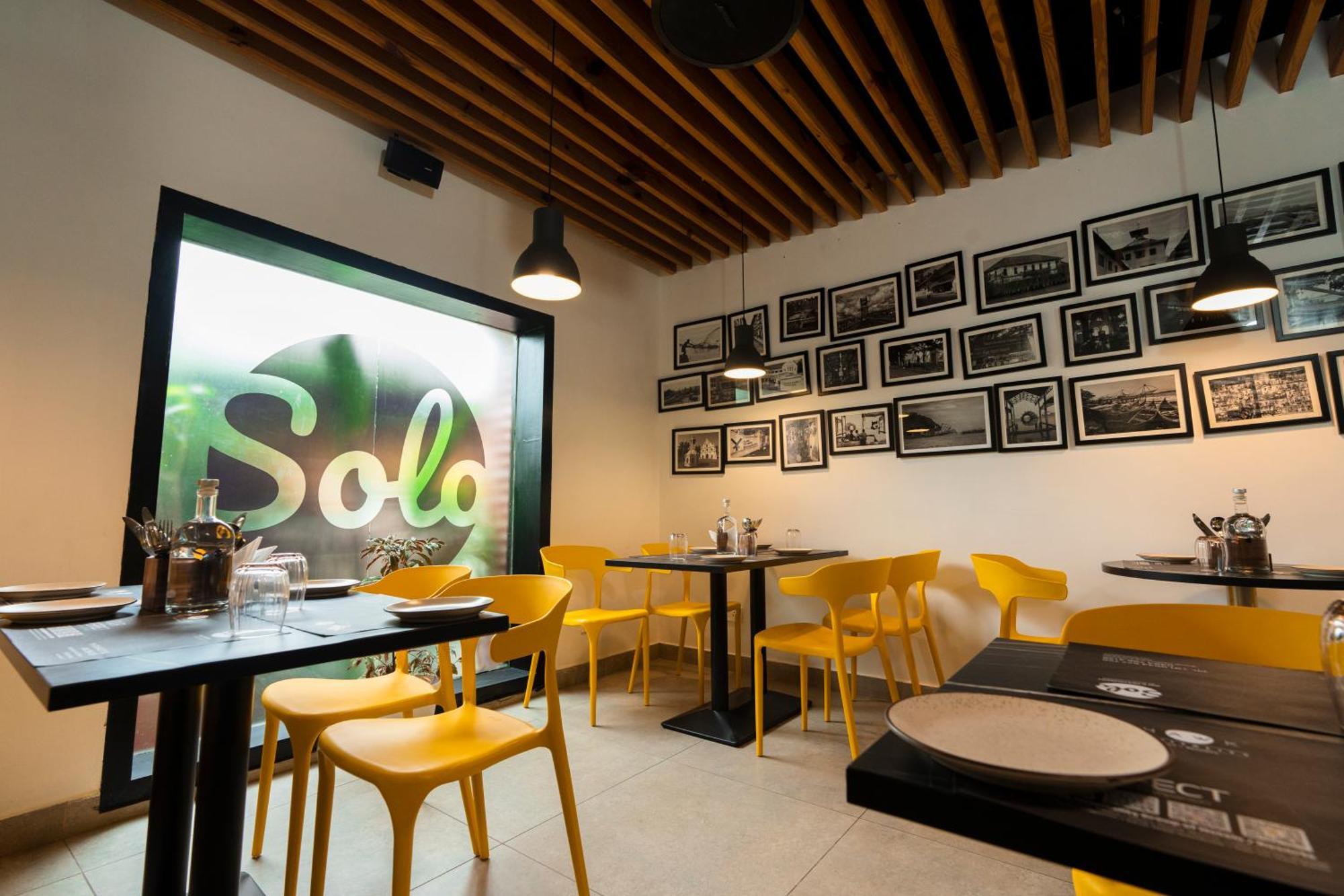 Solo Inn By Hawk Hospitality Kochi Buitenkant foto